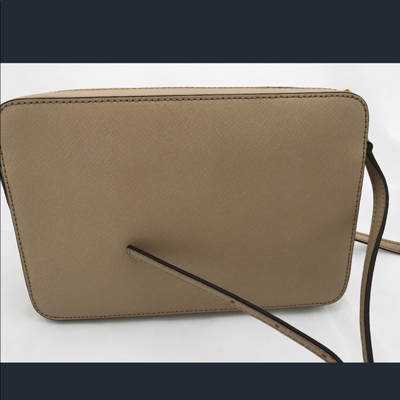 NWT Michael Kors Sandrine Stud Leather Large Cross - Picture 5 of 8